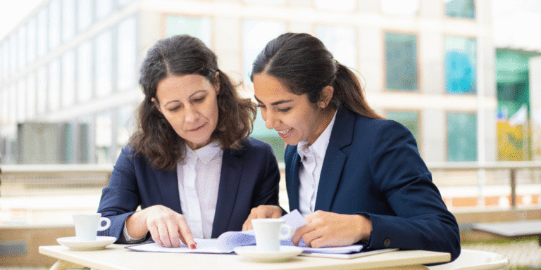 CA vs CS: Which Course Is Right for You?
